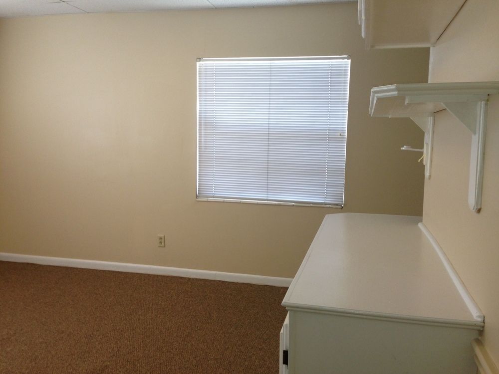 Kingsley Center : 1279 Kingsley Avenue, Orange Park, FL 32073